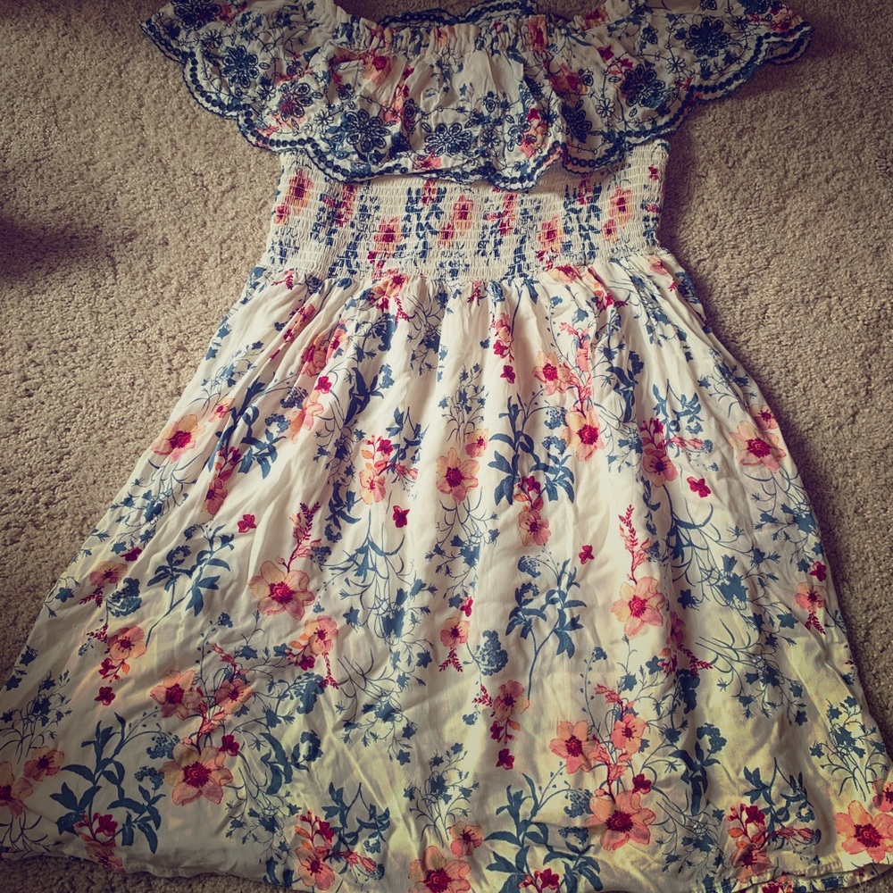 NWT Floral Dress🌺